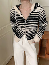 Aesthetic Urban Curl-Up Zip Cardigan Shoptery