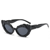 Retro Noir Thorn Cat-Eye Sunglasses C1 look picture Shoptery
