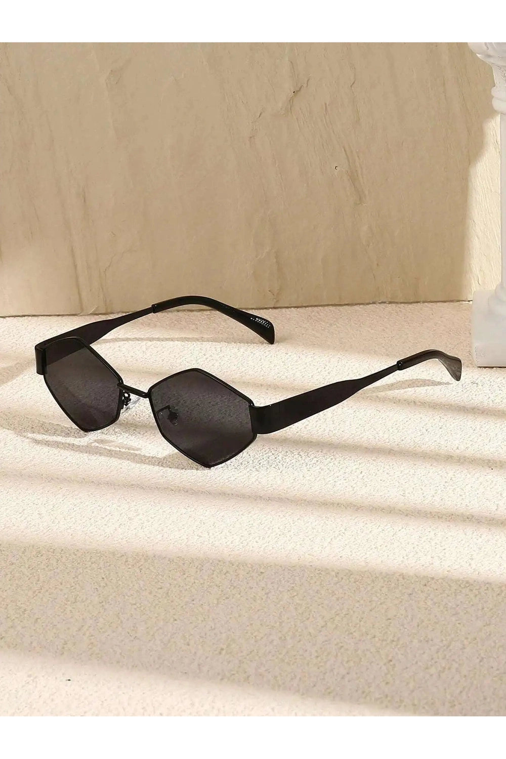 Retro Polygonal Sunglasses Black Gray picture color Shoptery
