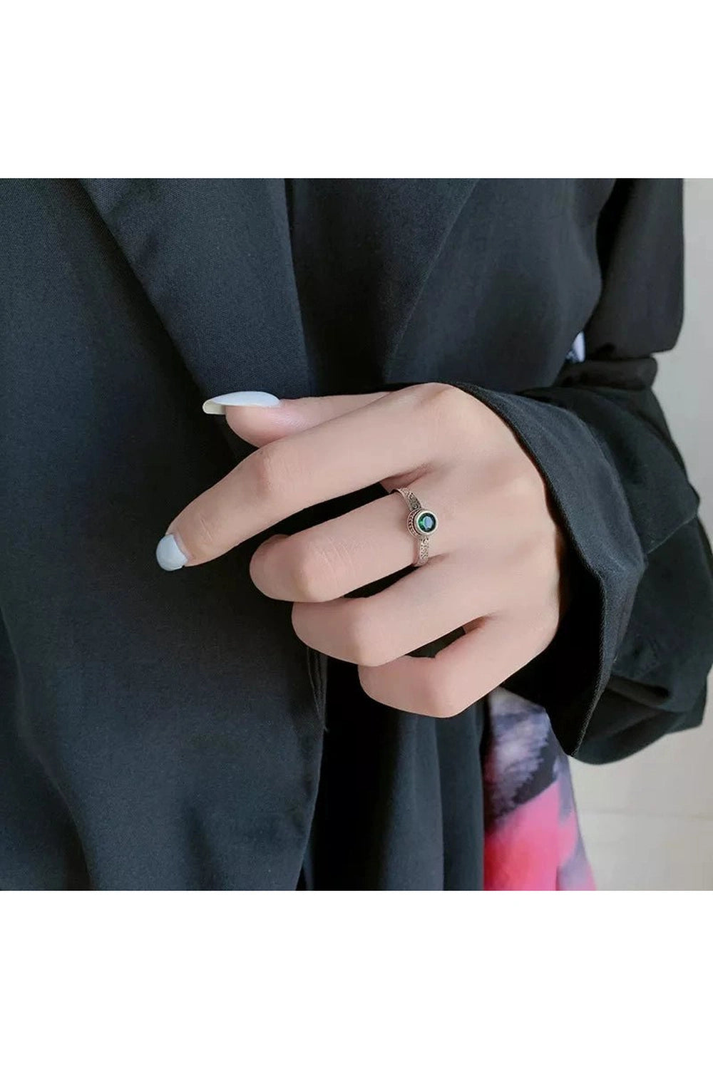 Retro Celtic-Inspired Emerald Open Ring Shoptery