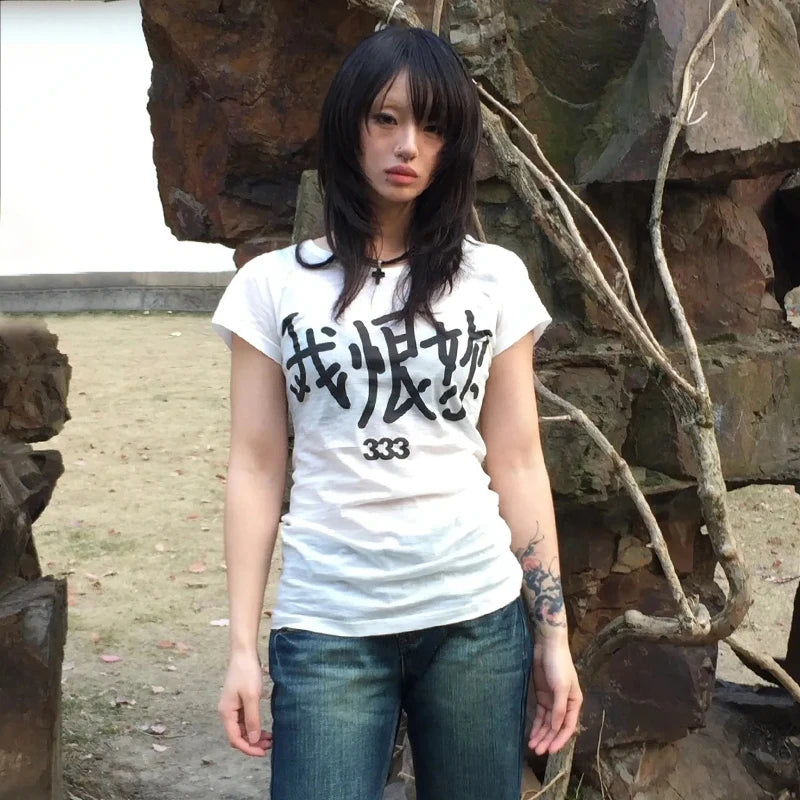 Visual Kei Chinese Character Print Baby Tee with Cross Necklace Shoptery