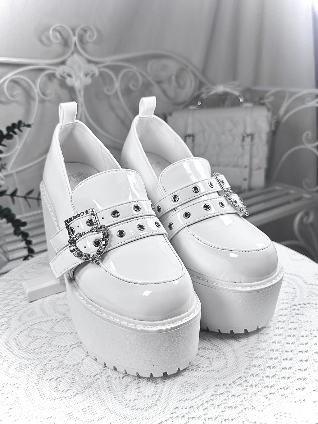 Jirai Kei Patent Platform Loafers with Rhinestone Heart Buckle WHITE Shoptery