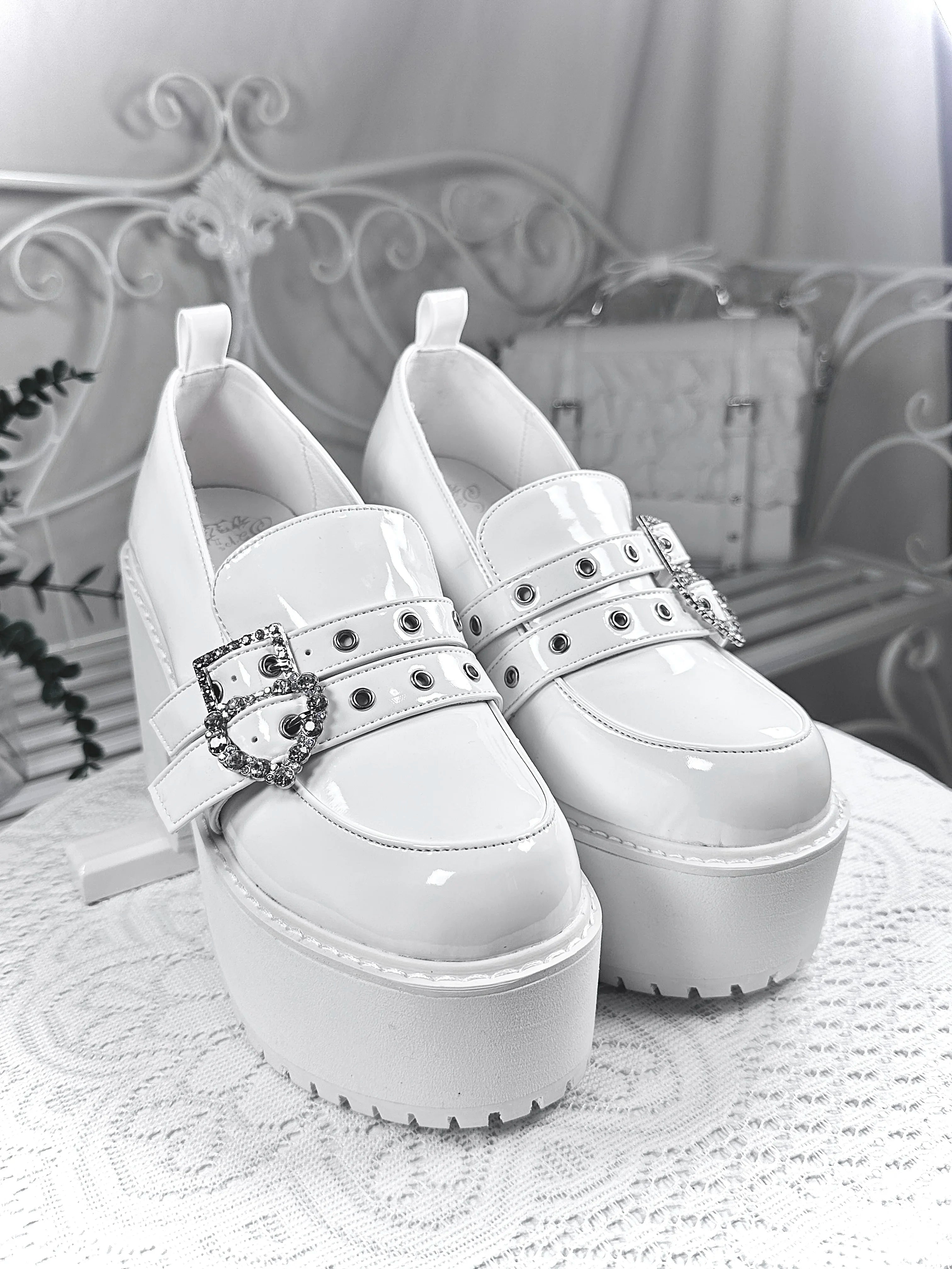 Jirai Kei Patent Platform Loafers with Rhinestone Heart Buckle WHITE Shoptery