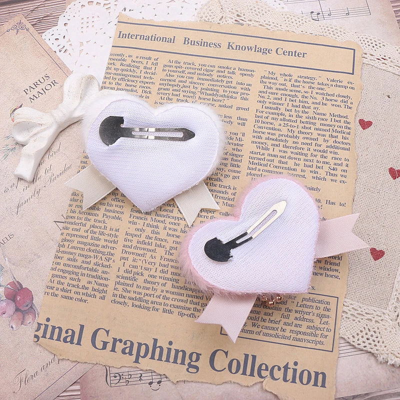 Jirai Kei Fluffy Heart Velvet Bow Pearl Charm Hair Clip 10 black pink Shoptery