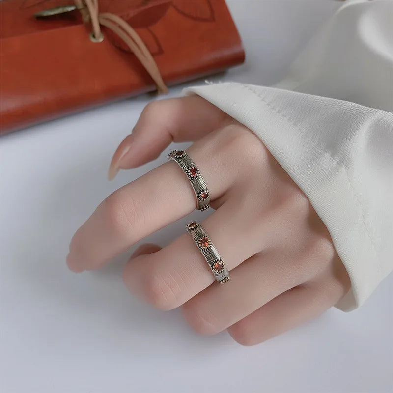 Molten Edgy Ring Shoptery