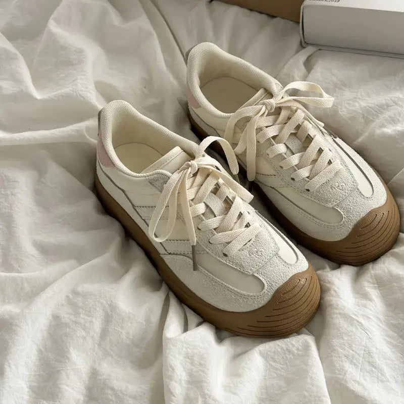 Dove Crest Retro Sneakers Beige Shoptery