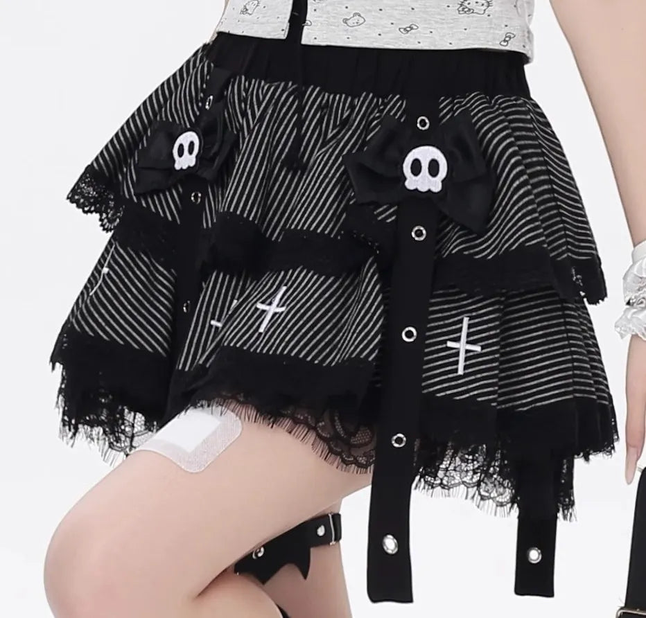 Skull Bow Lolita Layered Kawaii Goth Skirt black Shoptery
