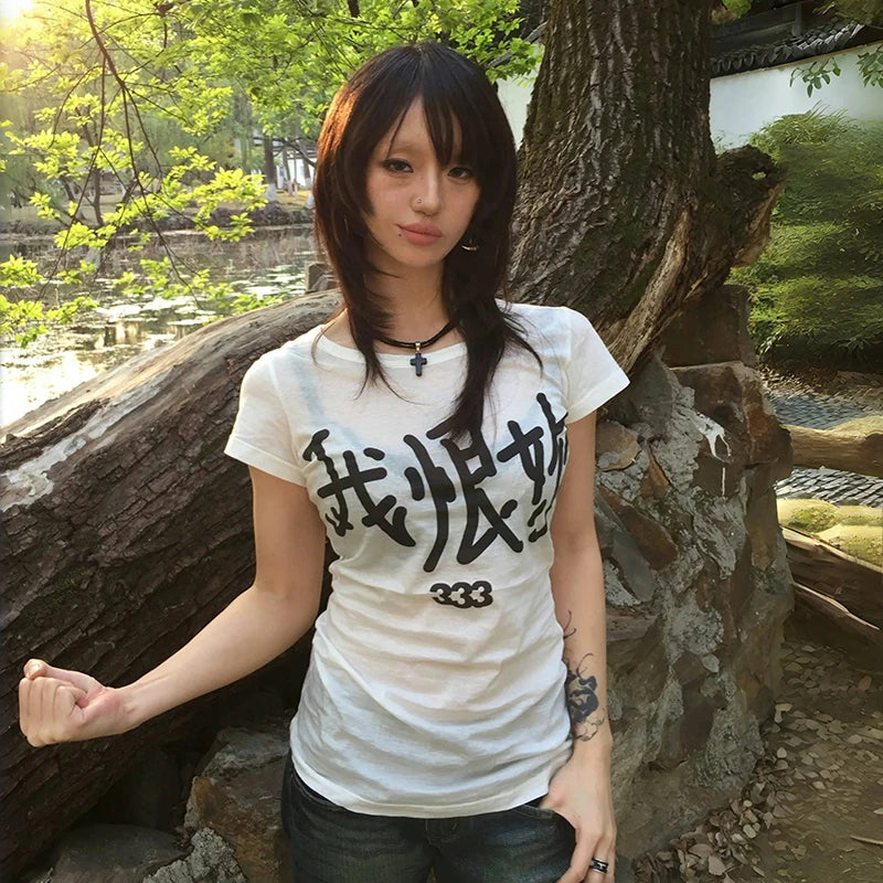 Visual Kei Chinese Character Print Baby Tee with Cross Necklace Shoptery