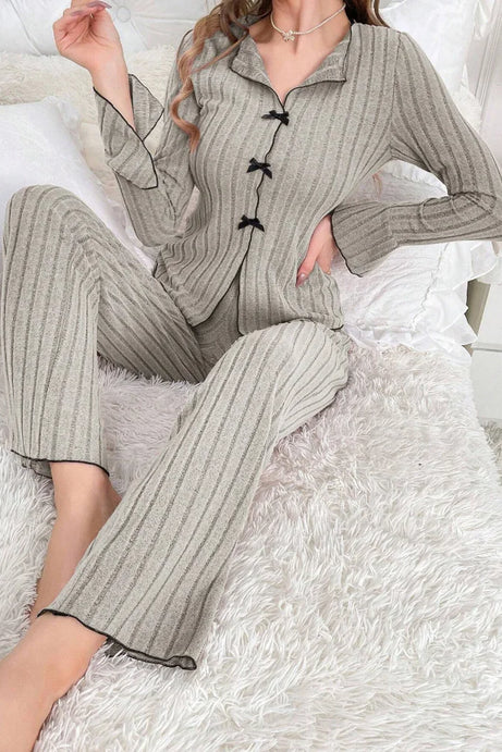 Women's Turn-Down Collar Bowknot Decor Pajamas Set