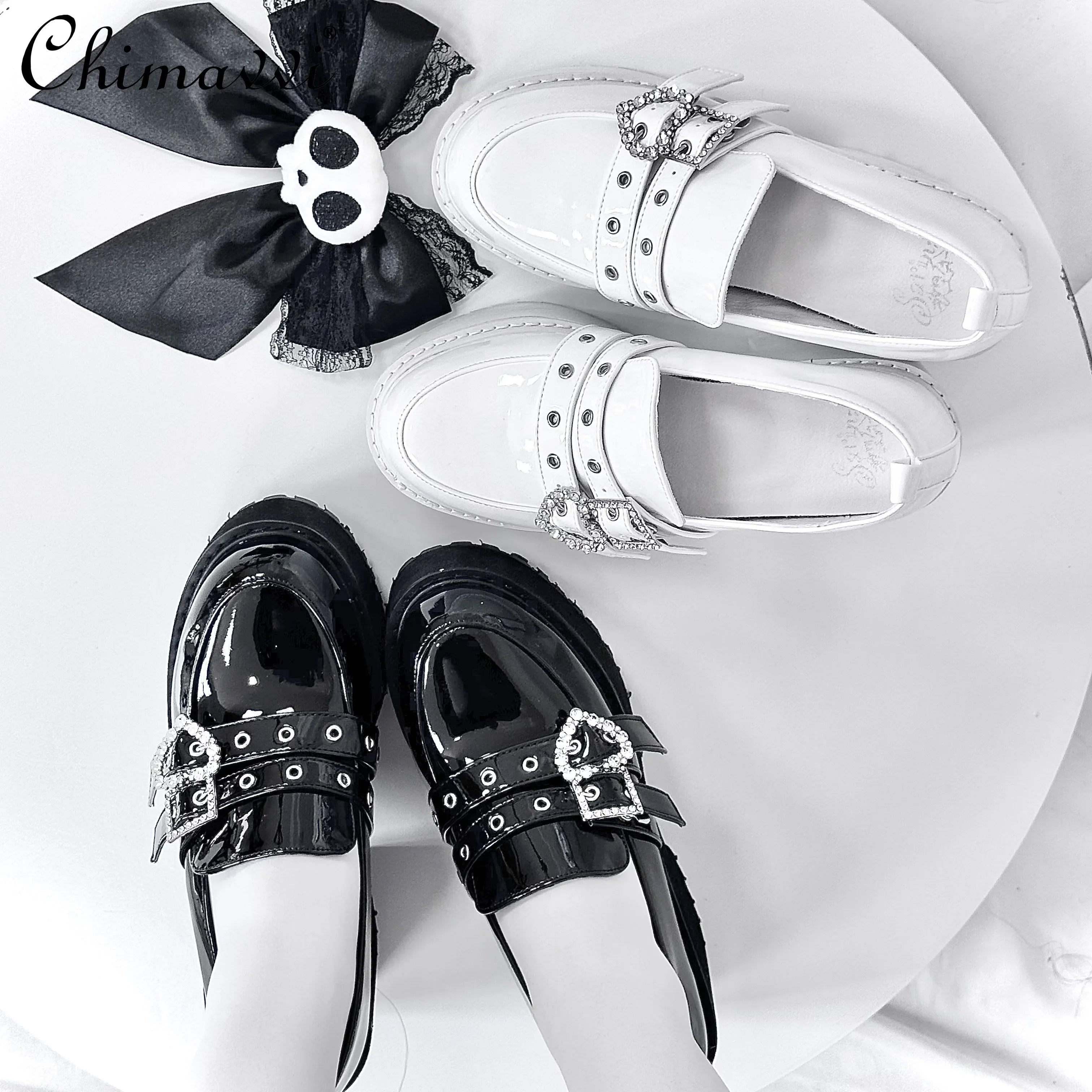 Jirai Kei Patent Platform Loafers with Rhinestone Heart Buckle Secondary image