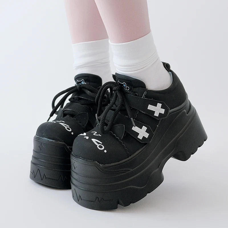 Yami Kawaii White Platform Sneakers with Cross Embroidery black Shoptery