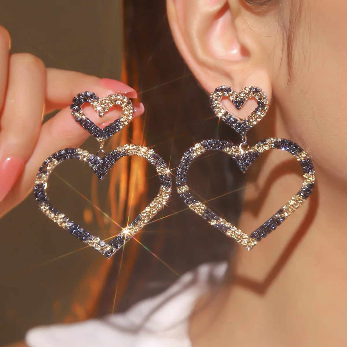 Jirai Kei Double Heart Glitter Drop Earrings in Hot Pink Secondary image