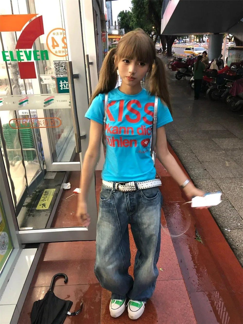 Gyaru Y2K Graphic Crop Tee with Studded Denim Shorts Set Secondary image