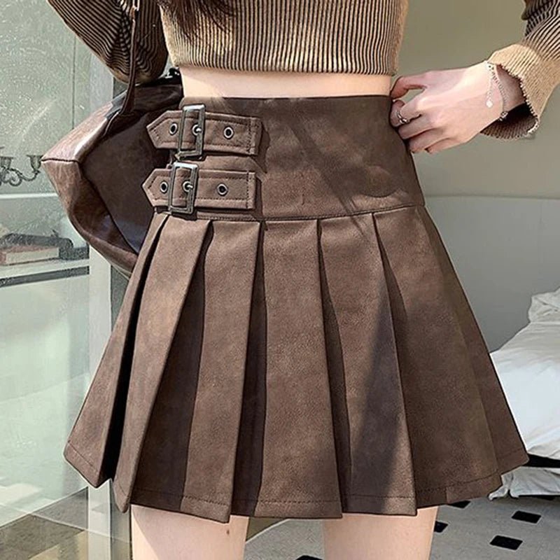 Buckled Pleated Mini Skirt - 