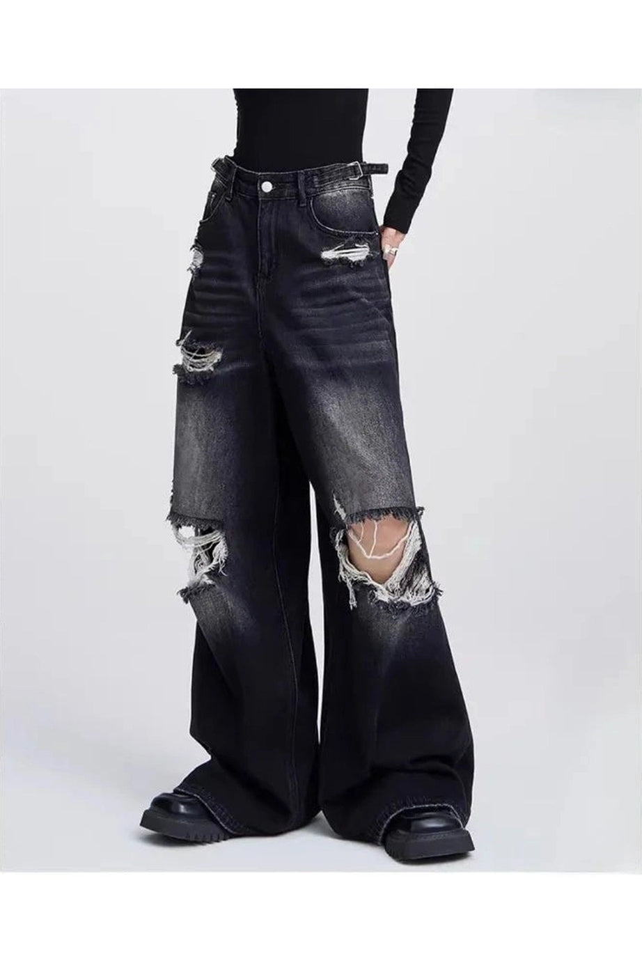 Distressed Wide - Leg Jeans - 