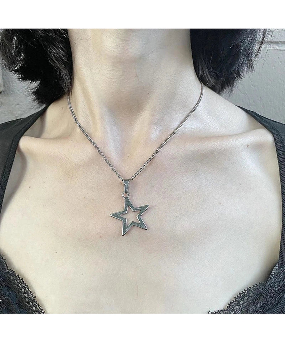 Fashion Chains Star Pendant Necklace -