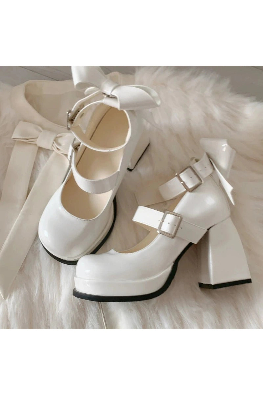 Glossy Bow Accent Platform Shoes - Shoes