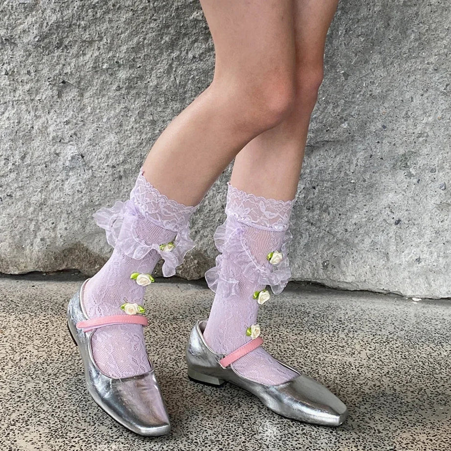 Medium Tube Rose Lace Socks - Socks