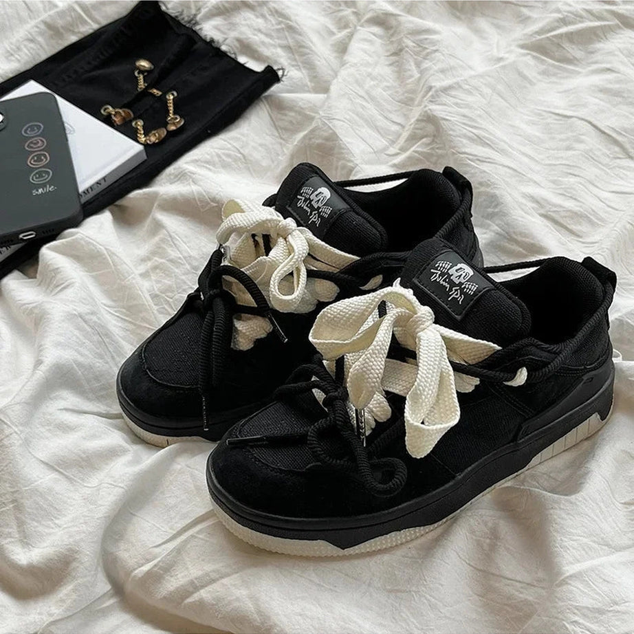 Kawaii Monochrome Edgy Low-Top Sneakers Shoptery