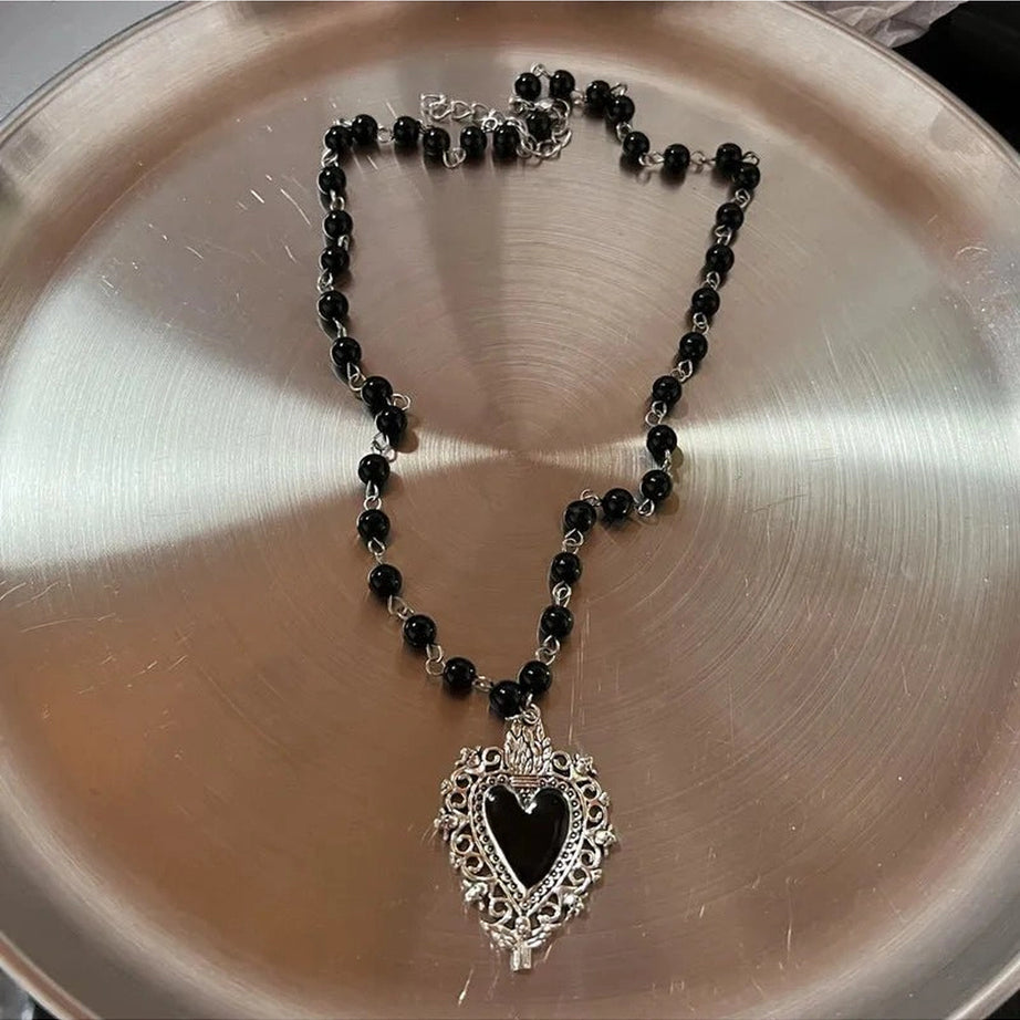 Red Heart Gothic Necklace 04 Shoptery