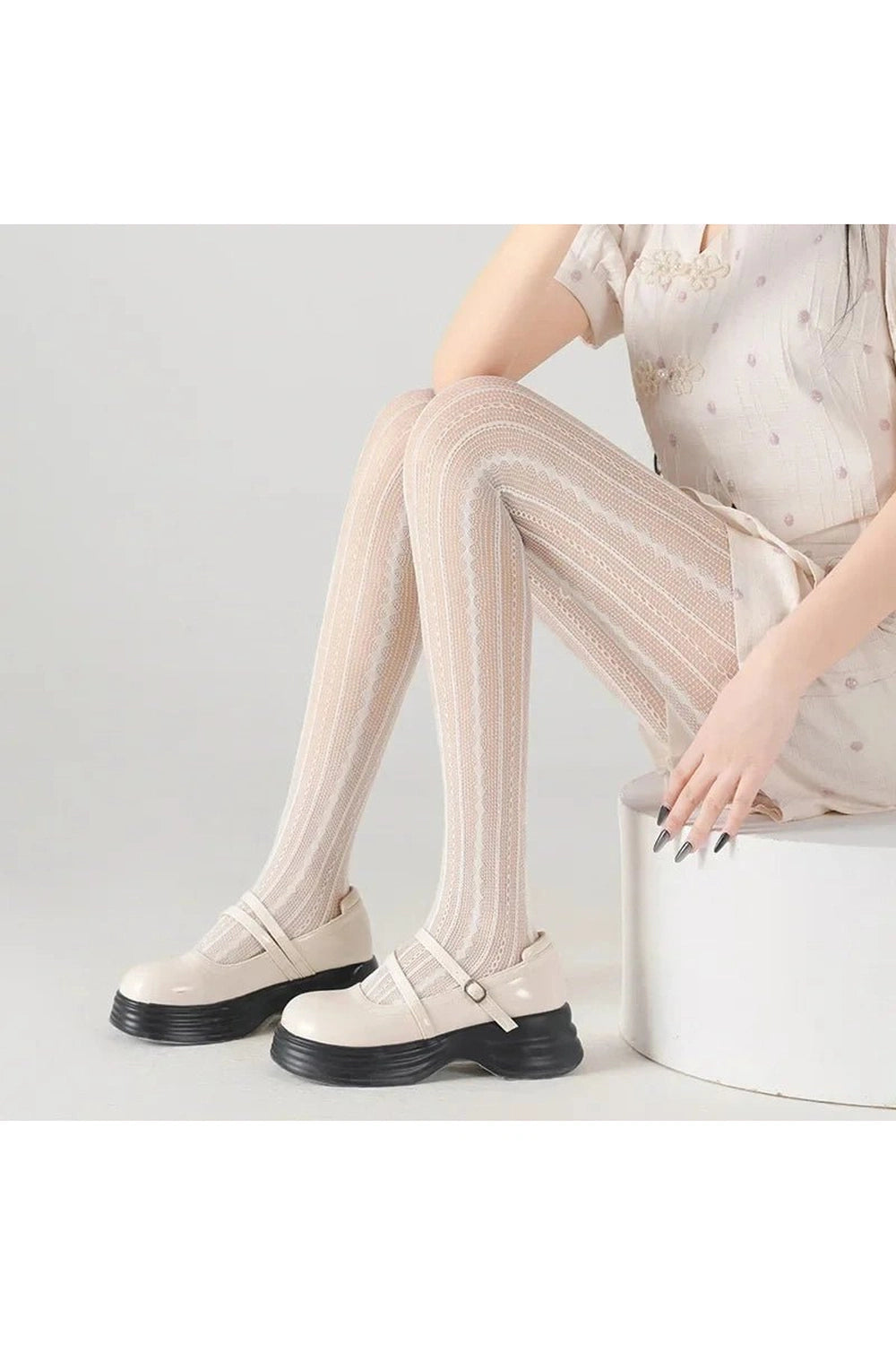 Coquette Scarlet Lace Patterned Tights Shoptery