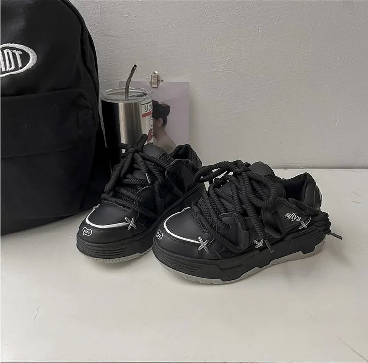 Shadow Pulse Edgy Chunky Sneakers black Shoptery