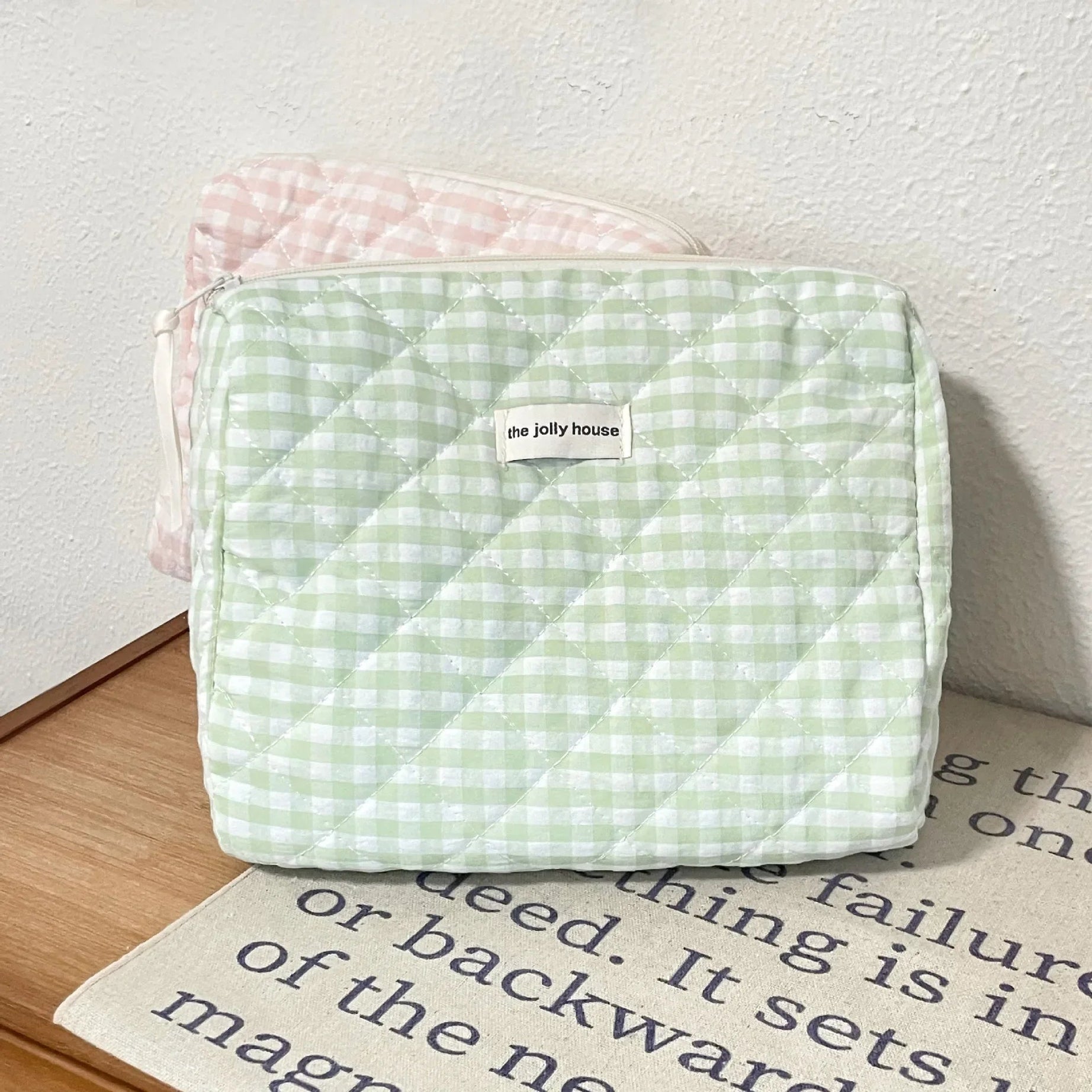 Soft Checkered Coquette Makeup Bag D light green Shoptery