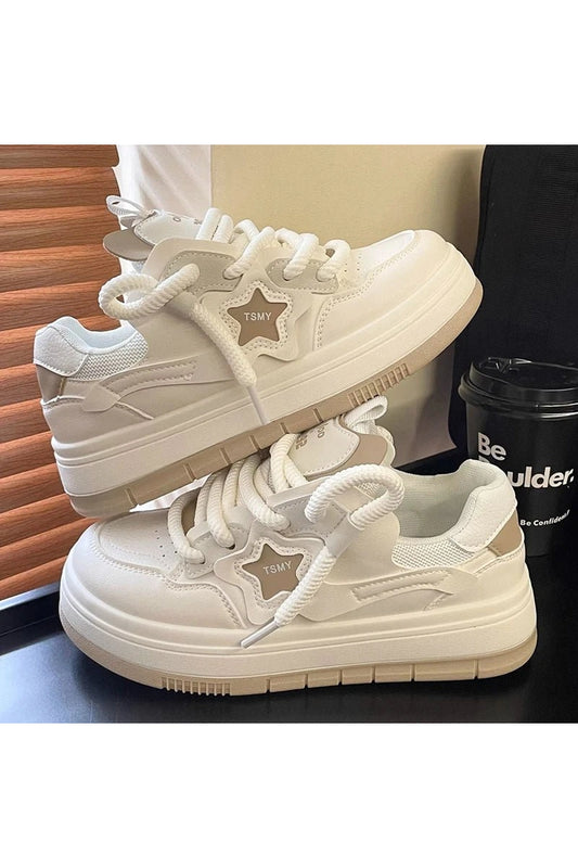 Sneakers – Y2k Acubi for Retro Style – Modern Design Beige Shoptery