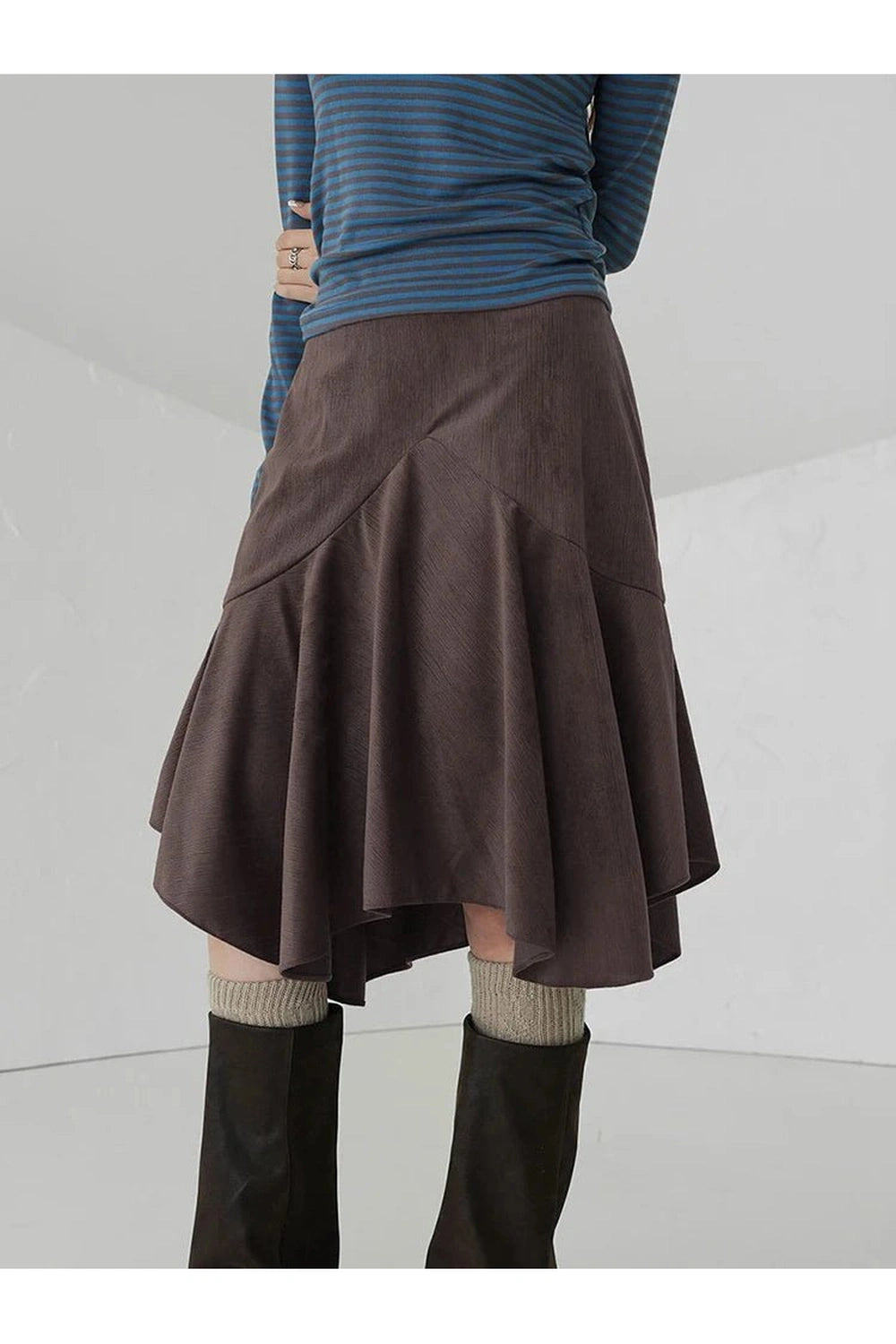 Straight Knee-Length Skirt -