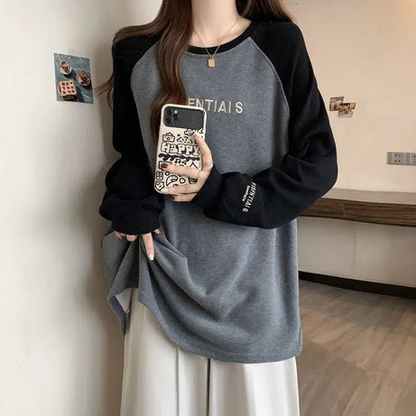 Two-Tone Raglan Retro Oversized Sweatshirt Shoptery