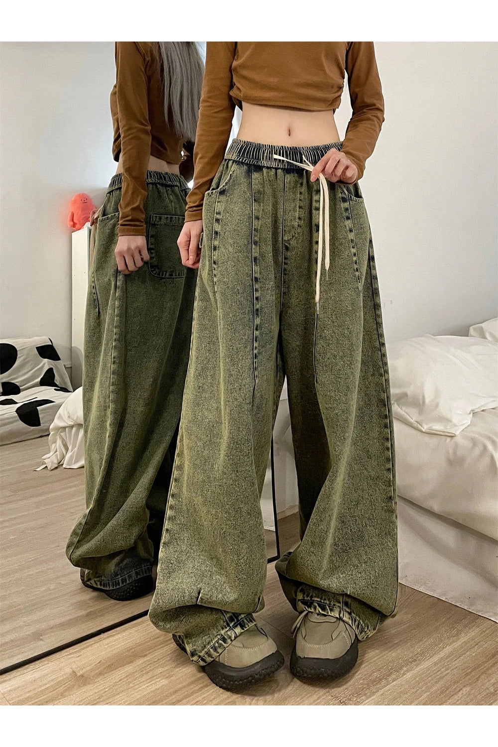 Ultra - Wide Vintage Cargo Jeans - Jeans