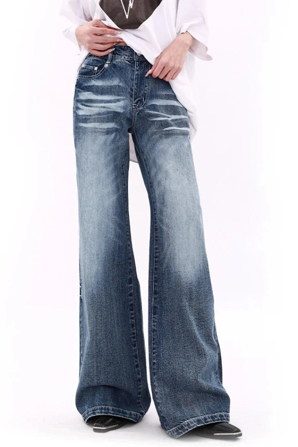 Vintage Wash Wide - Leg Jeans - Jeans