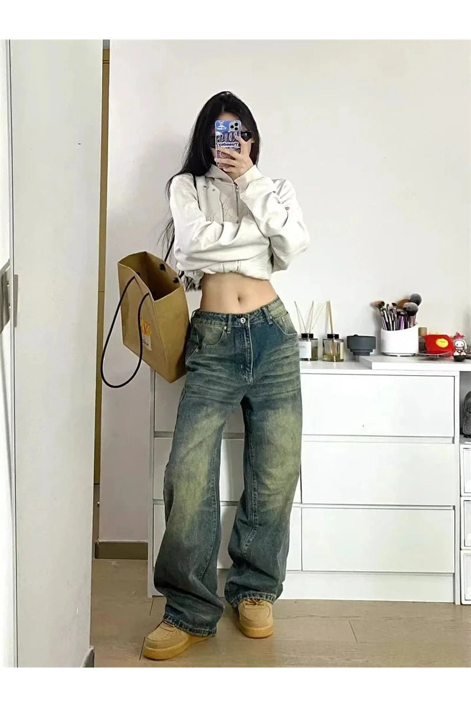 Washed Low - Rise Baggy Jeans - Jeans