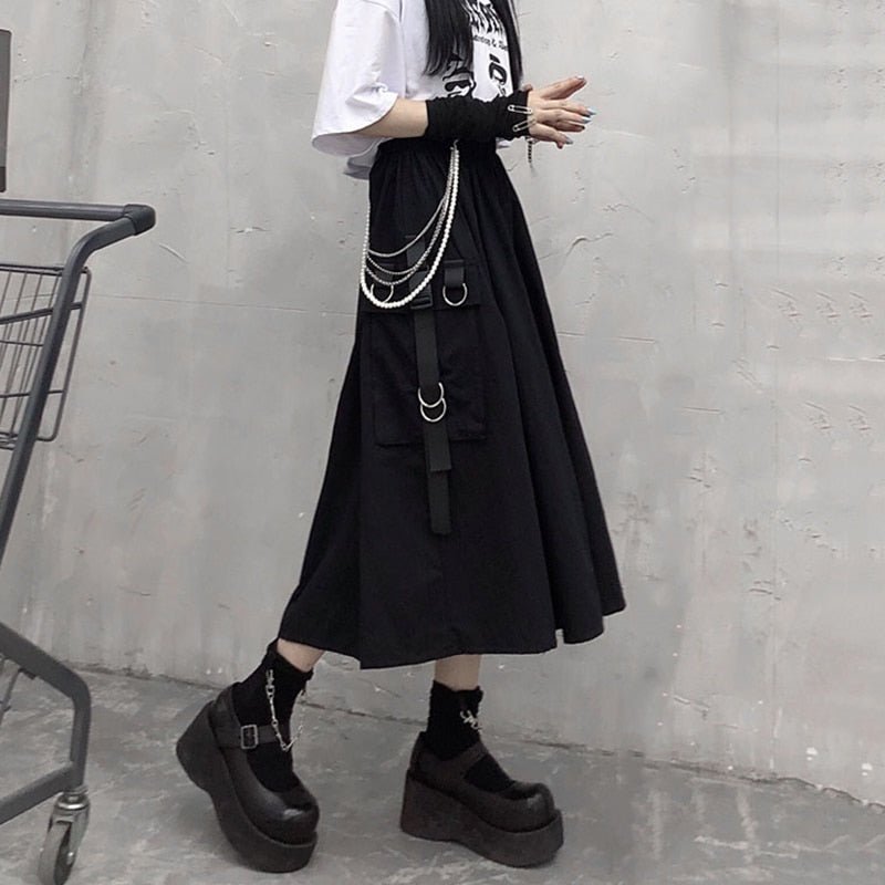 Egirl Long Cargo Skirt With Chain - Skirts