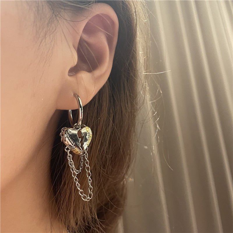 Egirl Metal Broken Peach Heart Earrings - 0