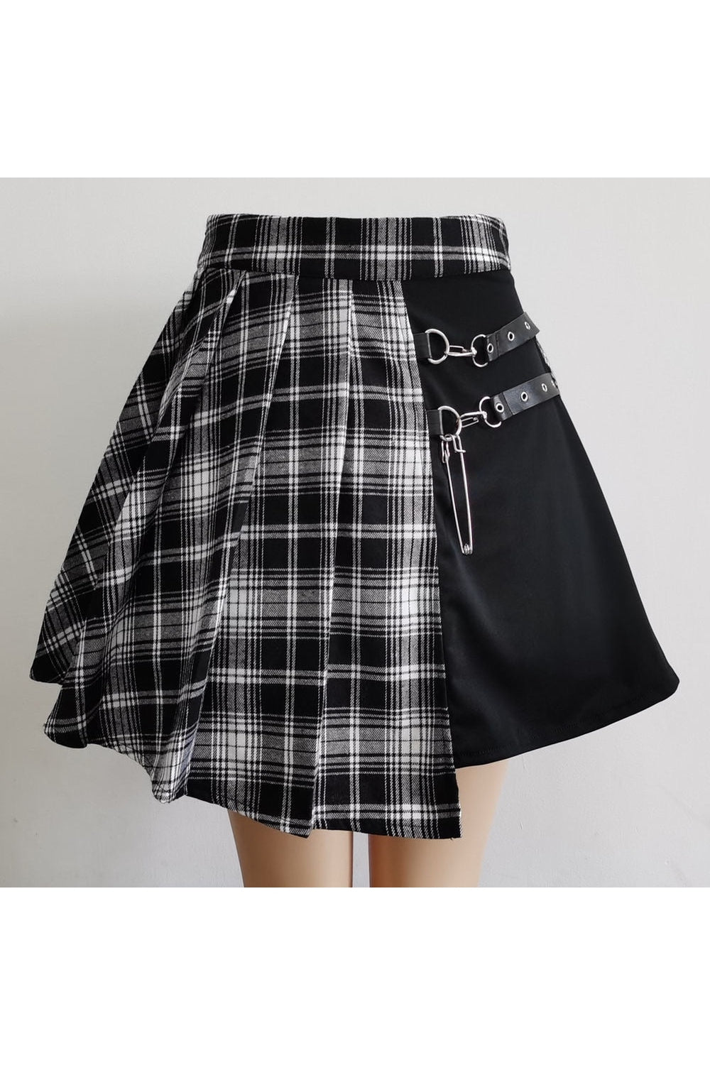 Grunge & Skate Girl Irregular Mini Skirt black Shoptery