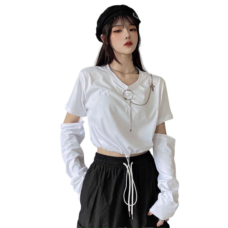 Japanese Style T-shirt With Chain - T-shirts