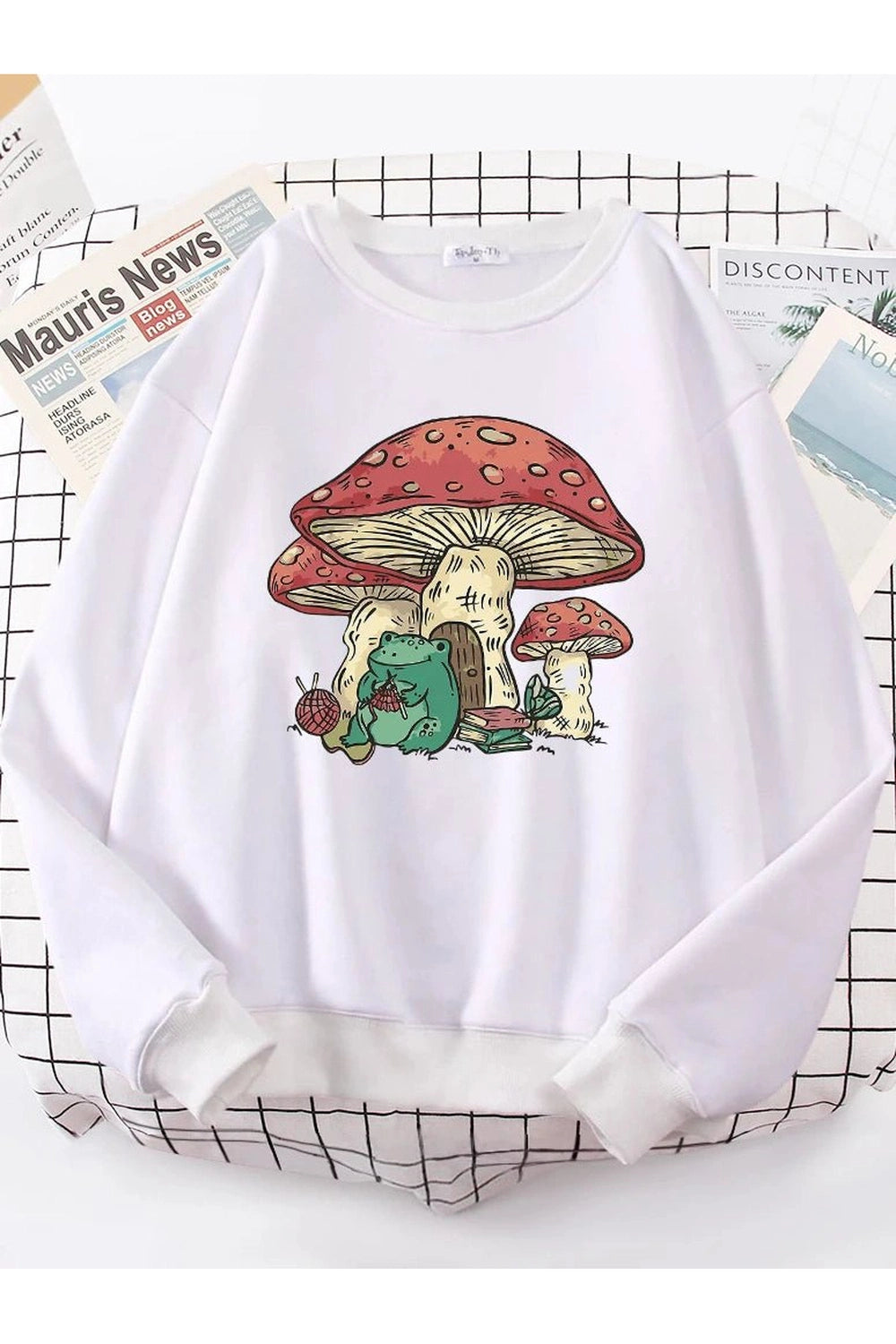 Aesthetic Mushroom House Frog Oversize Sweatshirt White Shoptery