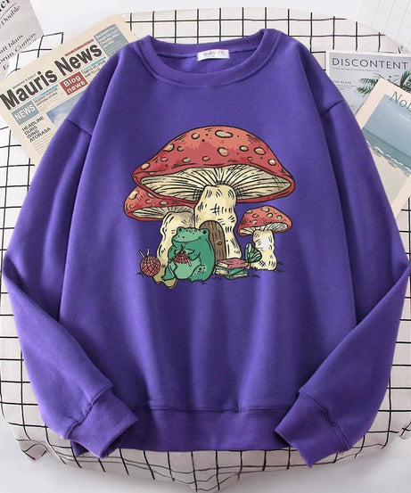 Mushroom House Frog Oversize Women's Sweatshirt -