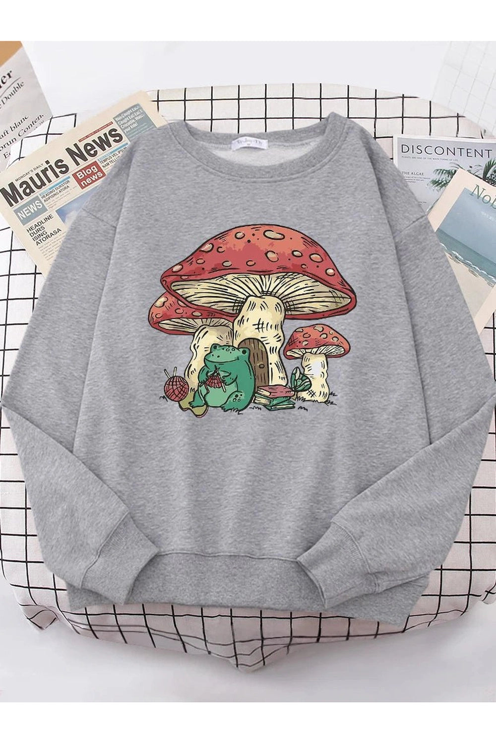 Aesthetic Mushroom House Frog Oversize Sweatshirt Gray Shoptery