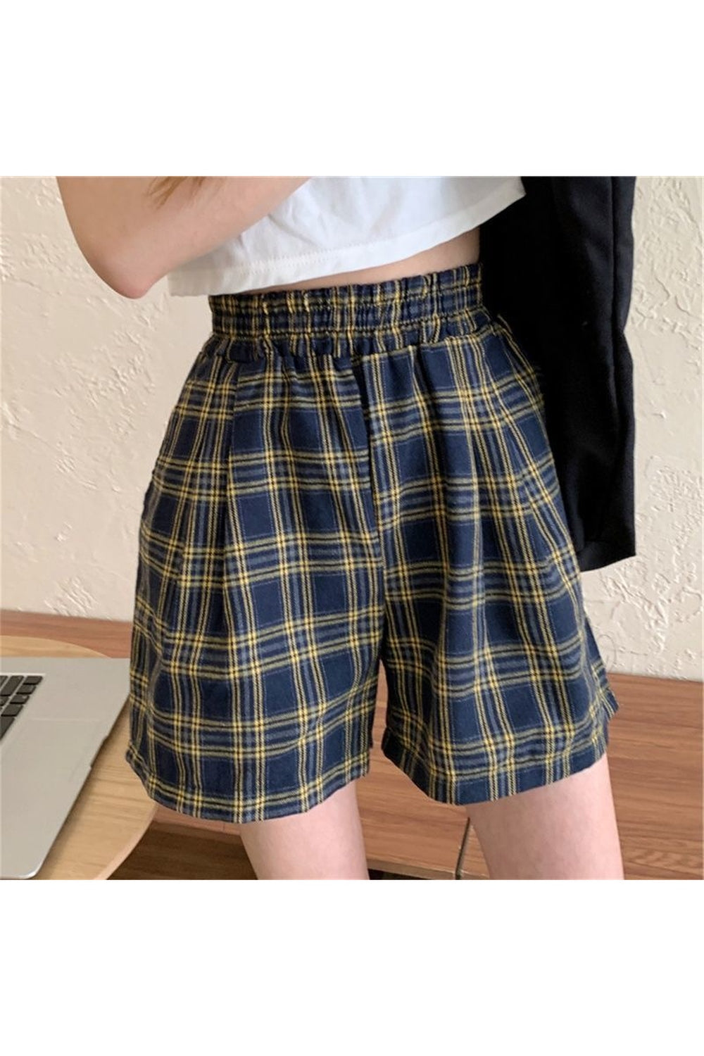 Plaid Soft Loose Retro Shorts - Shorts