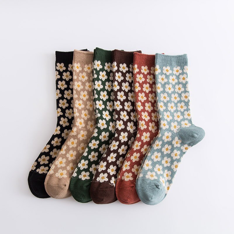 Retro Cozy Flower Socks - Socks